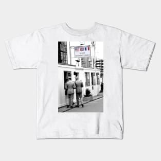 Cold War Berlin, Checkpoint Charlie Kids T-Shirt
